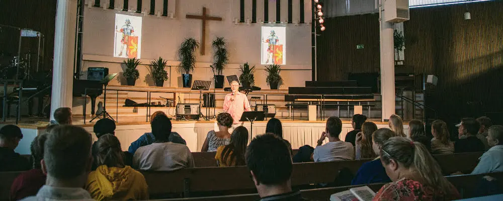 Pastori, nuorisopastori vai Nuorisopastori, Pastori